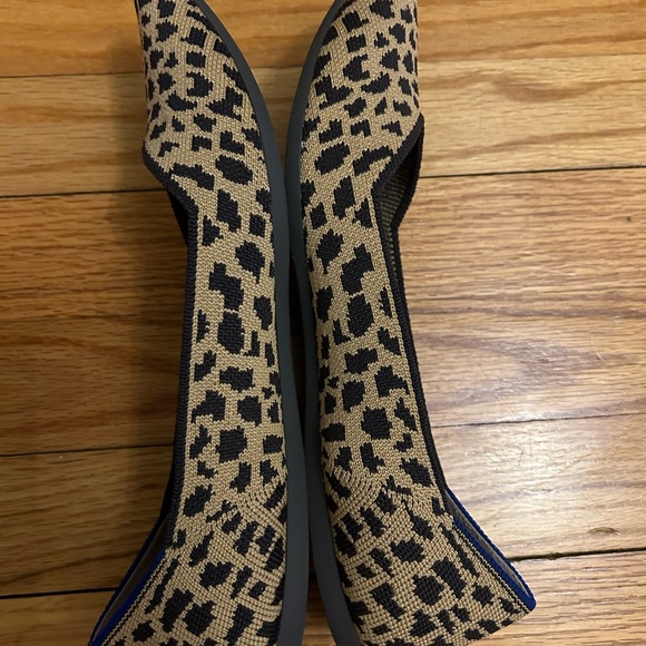Rothy’s The Point Brown & Tan Animal Print, Size 9 - Picture 4 of 7